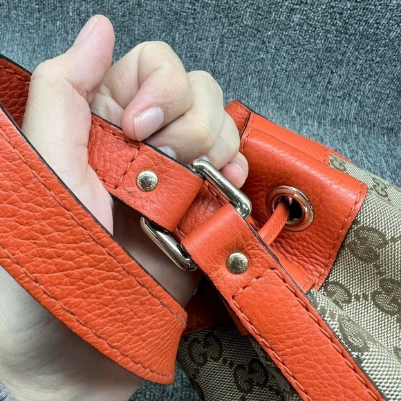 100% Authentic Gucci Brown GG Canvas Drawstring Bucket Shoulder Bag - Picture 8 of 15